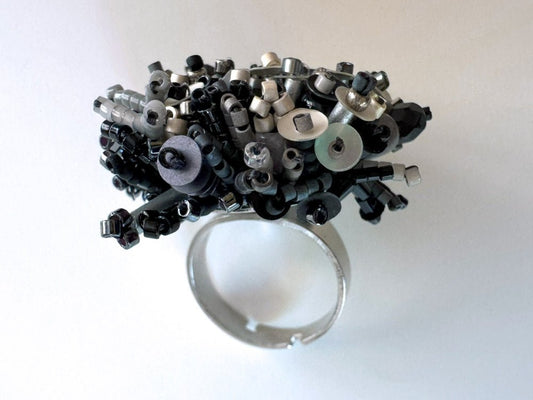 Handmade volume-beaded statement ring with floral design in classic black tones - Ornamentico shop