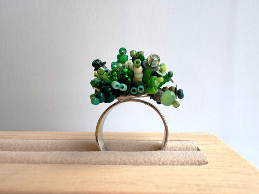 Handmade volume-beaded statement ring with floral design in a variety of green hues - Ornamentico shop