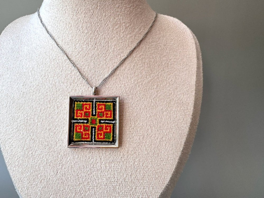 Unique hand embroidered pendant in oriental design, set in custom silver frame - Ornamentico shop
