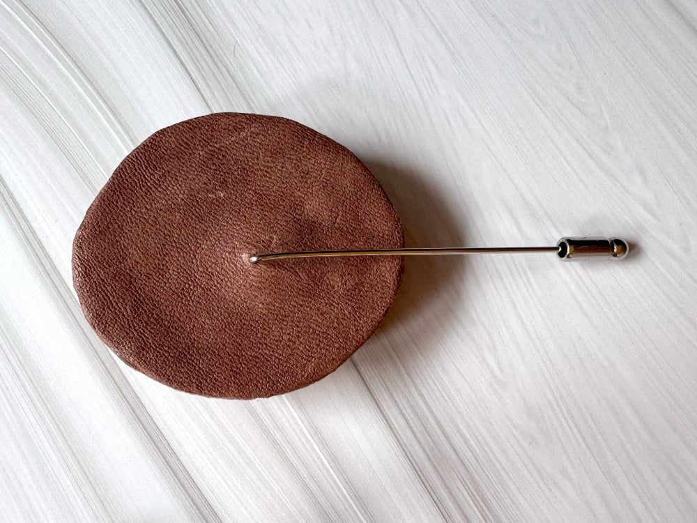 Handmade pin brooch with black velvet floral beadwork on polished beechwood - Ornamentico shop