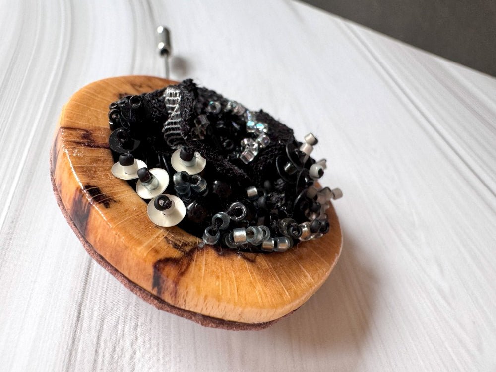 Handmade pin brooch with black velvet floral beadwork on polished beechwood - Ornamentico shop
