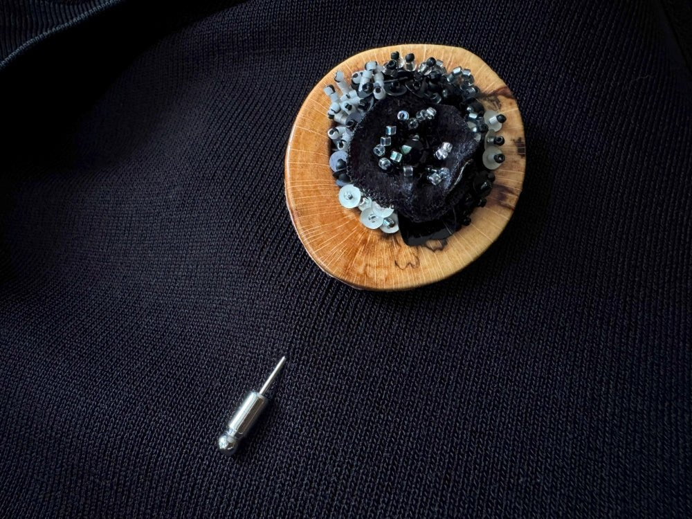 Handmade pin brooch with black velvet floral beadwork on polished beechwood - Ornamentico shop