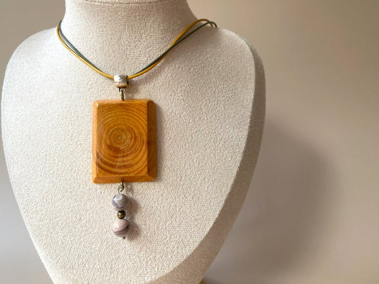 Handmade small wooden pendant crafted from beech wood. Complimented with two agate stones - Ornamentico shop