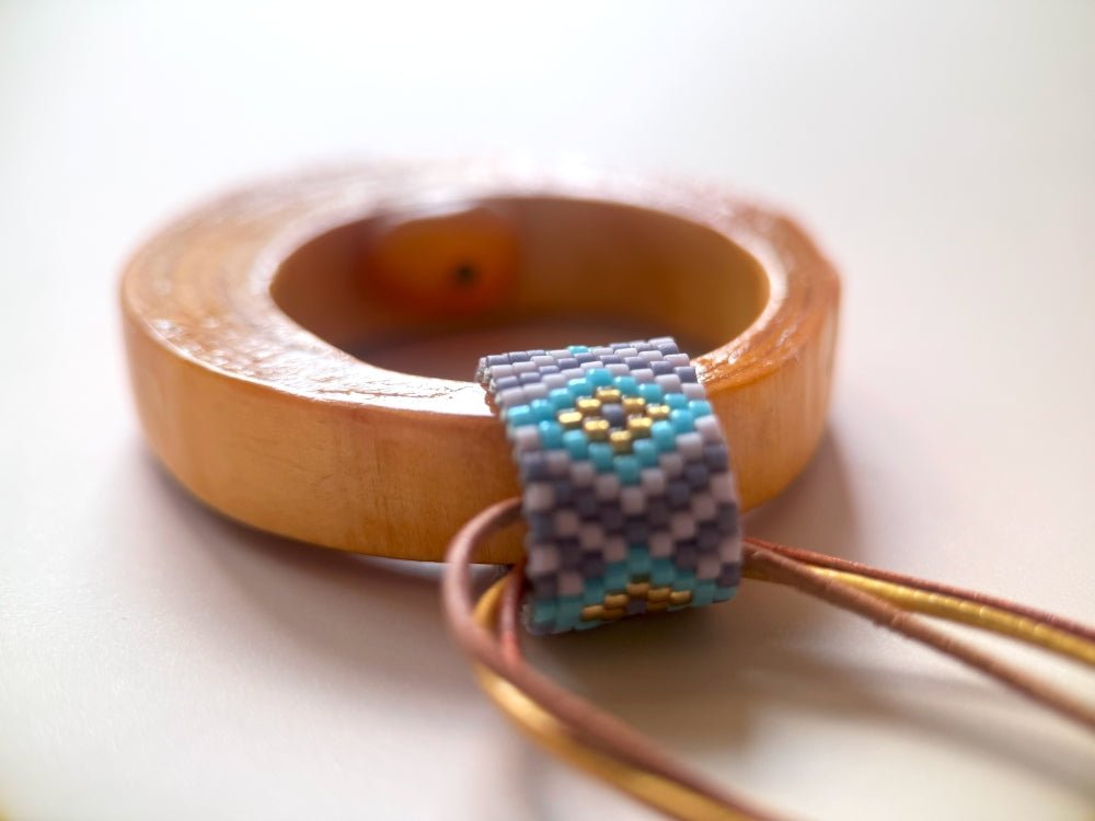 Wooden pendant with amber, crafted from polished and lacquered beech wood - Ornamentico shop