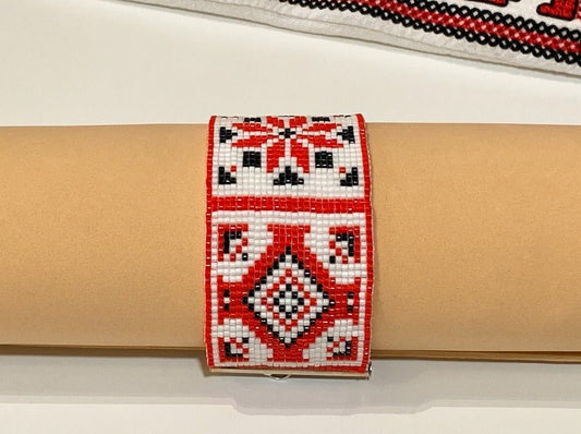 Soft handmade bracelet from beads crafted in weaved technique from Miyuki beads - Ornamentico shop