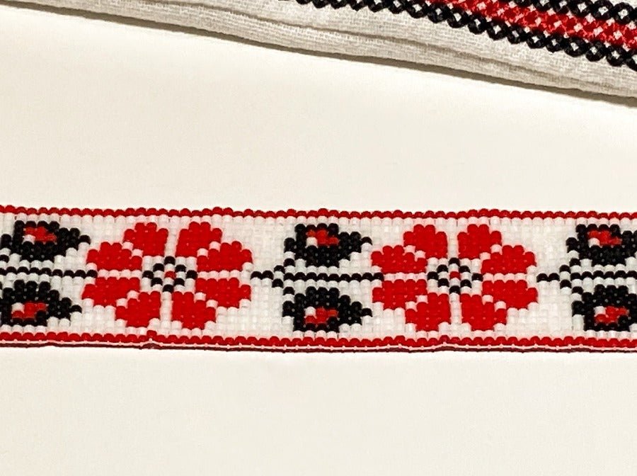 Handmade bracelet from beads crafted in weaved technique from Miyuki beads - Ornamentico shop