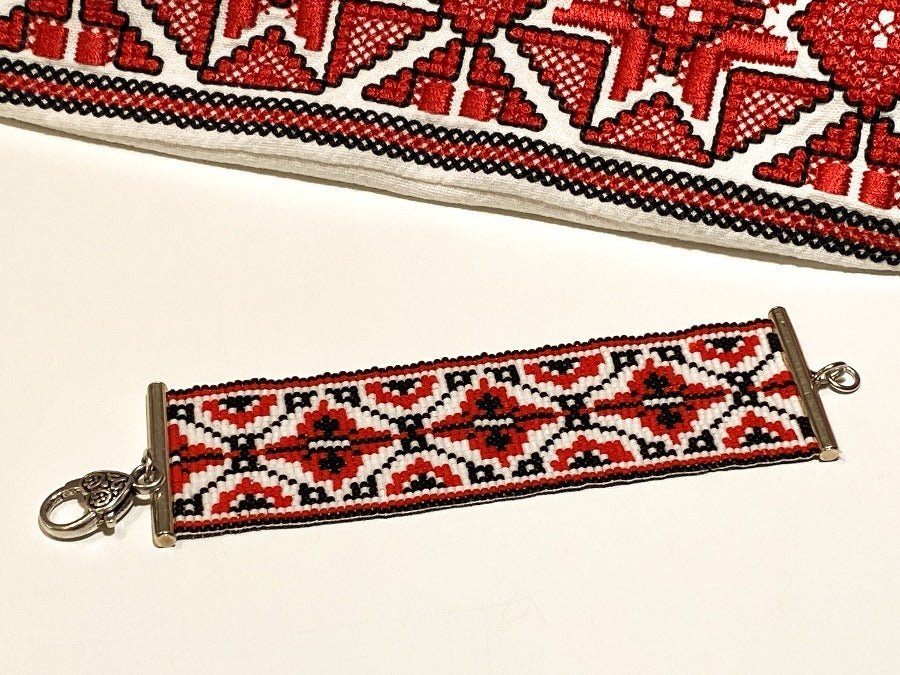 Soft handmade bracelet from beads crafted in weaved technique from Miyuki beads - Ornamentico shop