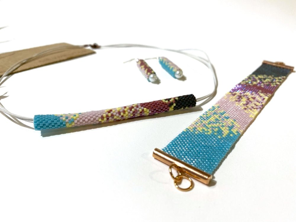 Light and stylish handmade earrings from beads Miyuki are crafted using Peyote technique - Ornamentico shop