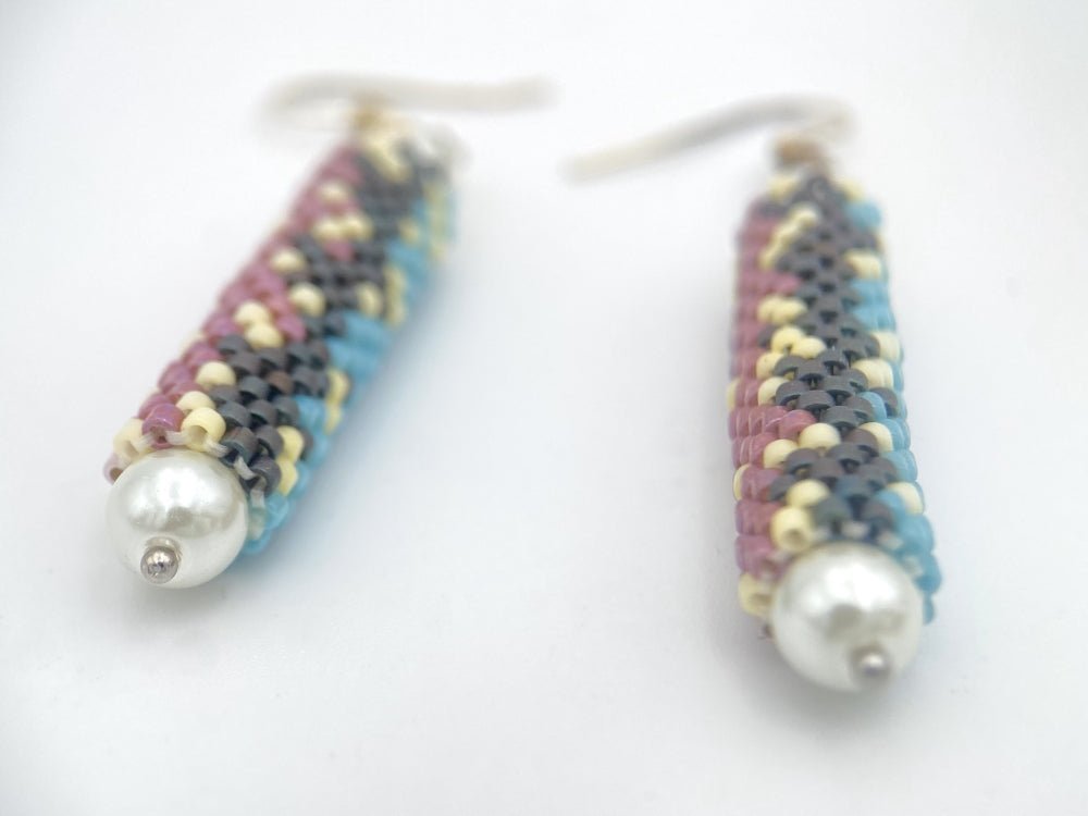 Light and stylish handmade earrings from beads Miyuki are crafted using Peyote technique - Ornamentico shop