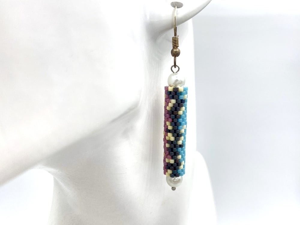 Light and stylish handmade earrings from beads Miyuki are crafted using Peyote technique - Ornamentico shop