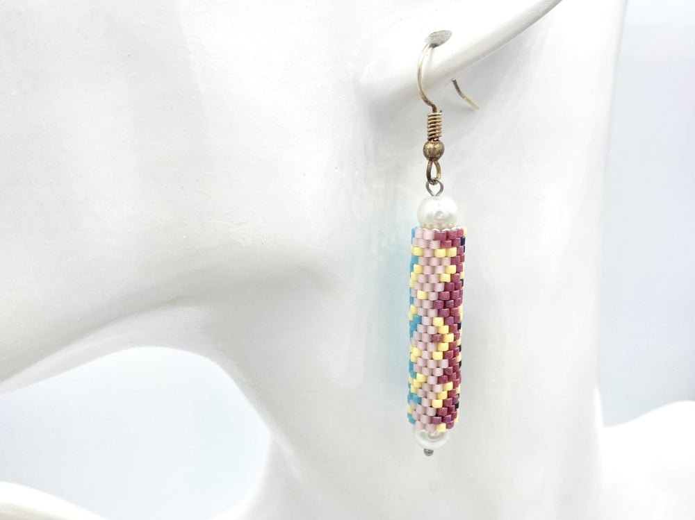 Light and stylish handmade earrings from beads Miyuki are crafted using Peyote technique - Ornamentico shop