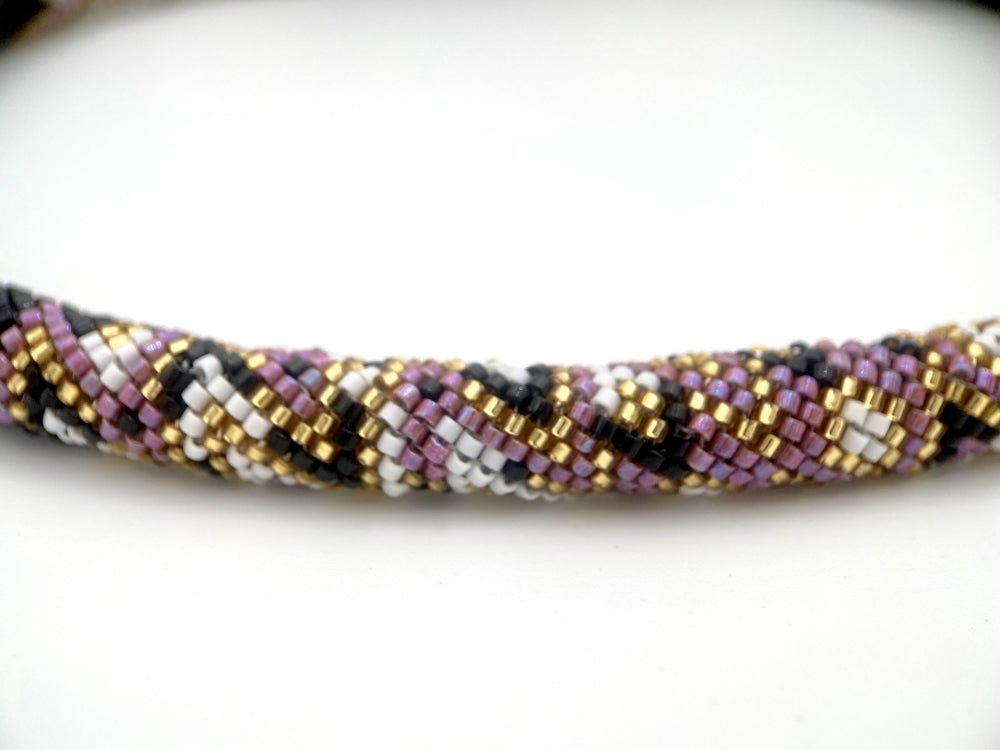 Exclusive handmade necklace Zigzag crafted in Peyote stitch style from Miyuki beads - Ornamentico shop