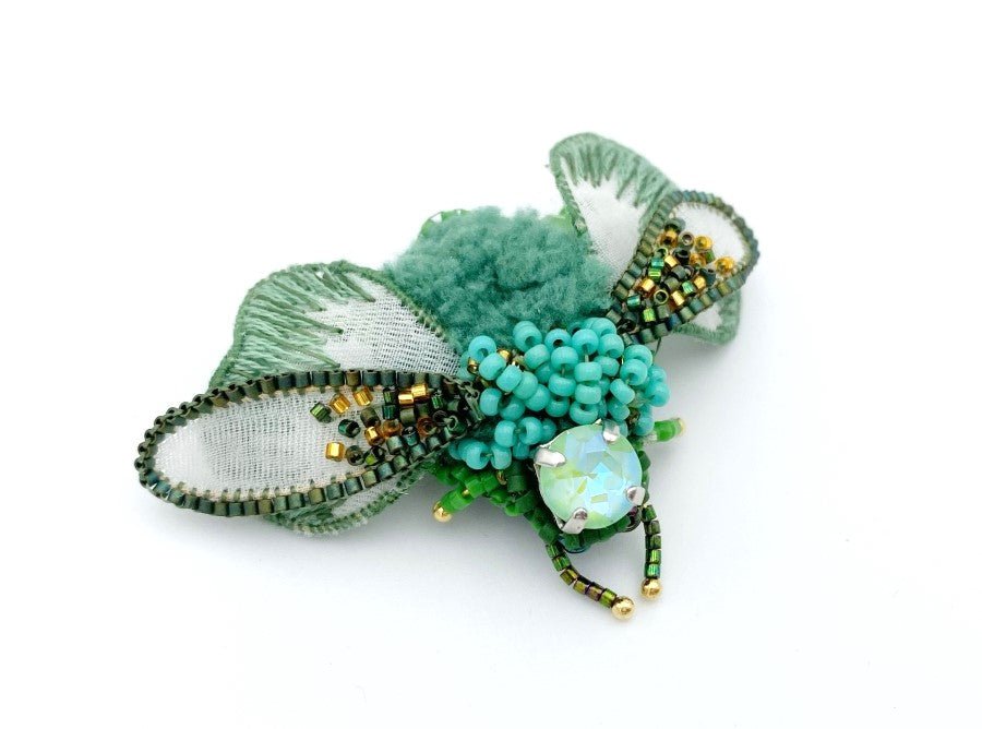 Handmade brooch made of beads, embroidery and rhinestones - Ornamentico shop