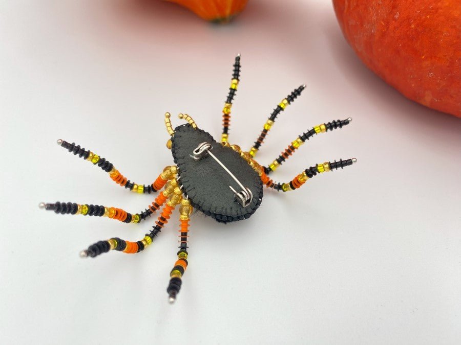Handmade brooch in the shape of a spider made for Halloween collection - Ornamentico shop