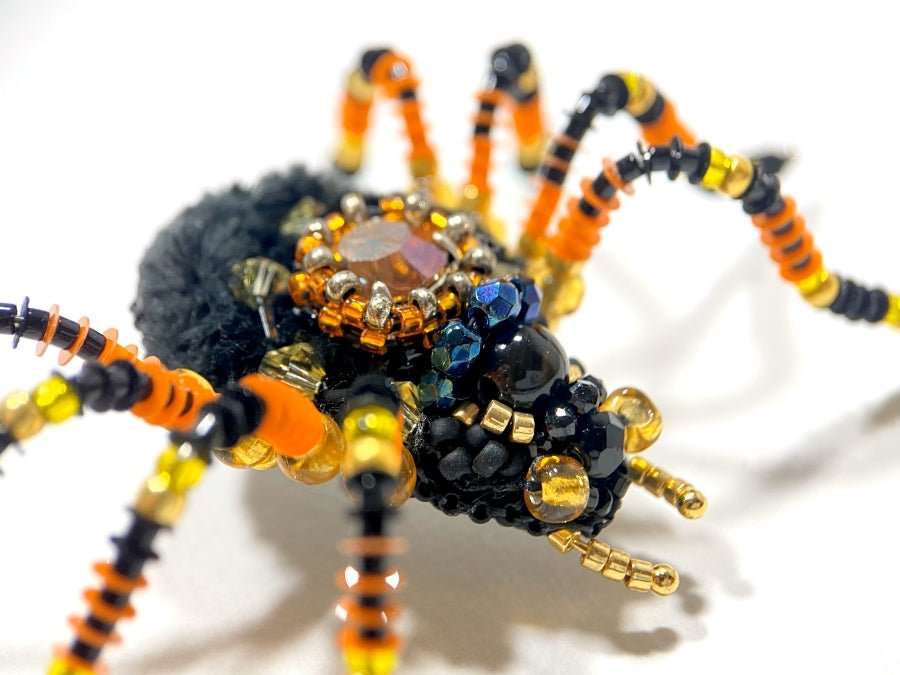 Handmade brooch in the shape of a spider made for Halloween collection - Ornamentico shop