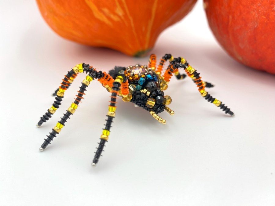 Handmade brooch in the shape of a spider made for Halloween collection - Ornamentico shop