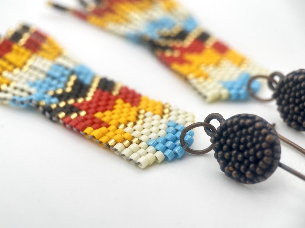 Light and colorful earrings from beads Miyuki and crafted in Peyote technique in hues of Mexican ornaments - Ornamentico shop