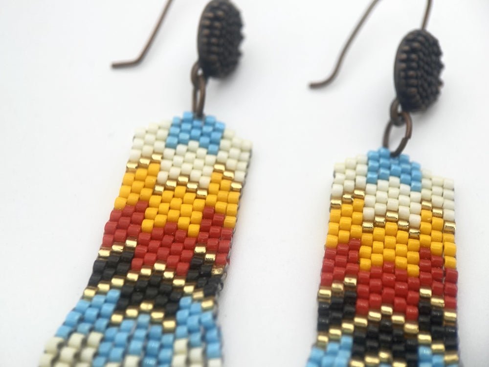 Light and colorful earrings from beads Miyuki and crafted in Peyote technique in hues of Mexican ornaments - Ornamentico shop