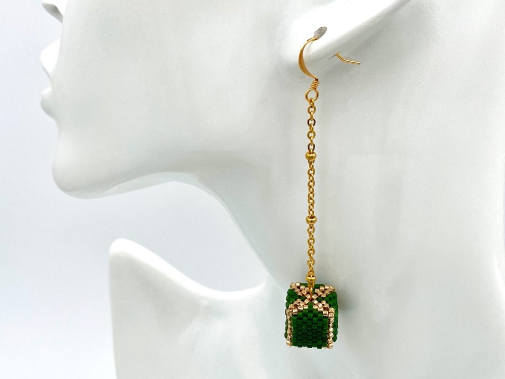Handmade dangle earrings with two cubic beads made in peyote technique placed on a golden chain - Ornamentico shop