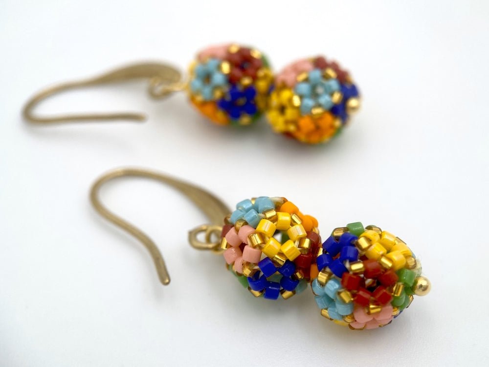Minimalistic colorful and elegant handmade earrings from Miyuki beads - Ornamentico shop