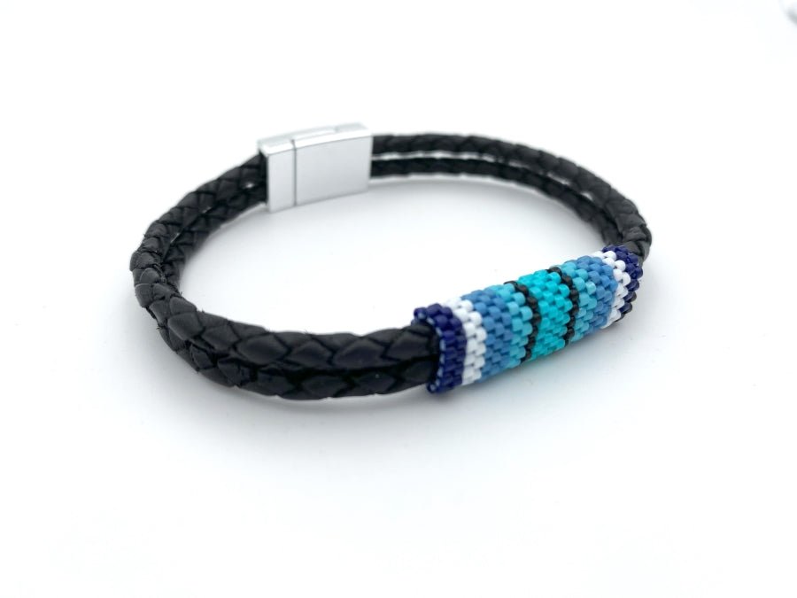 Handmade men's bracelet made from braided leather and decorated with beaded inlay - Ornamentico shop