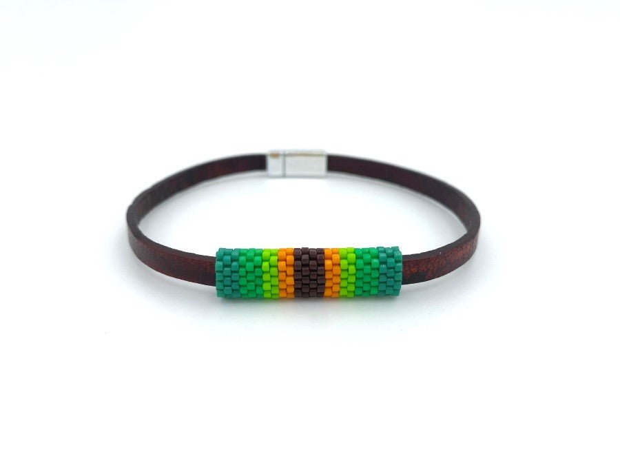 Handmade men's bracelet made from thin brown leather and bright beaded inlay - Ornamentico shop