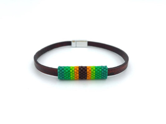 Handmade men's bracelet made from thin brown leather and bright beaded inlay - Ornamentico shop