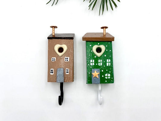 Wooden hook with colorful hand-painted houses - Ornamentico shop