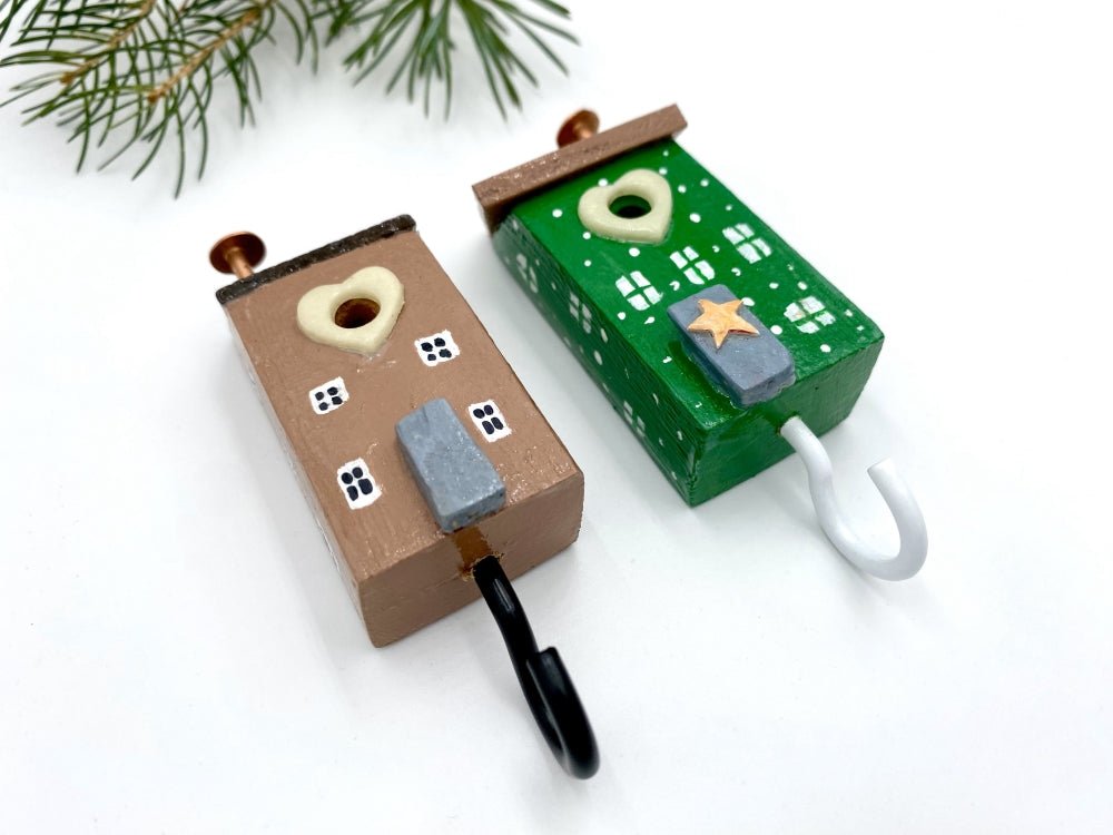 Wooden hook with colorful hand-painted houses - Ornamentico shop