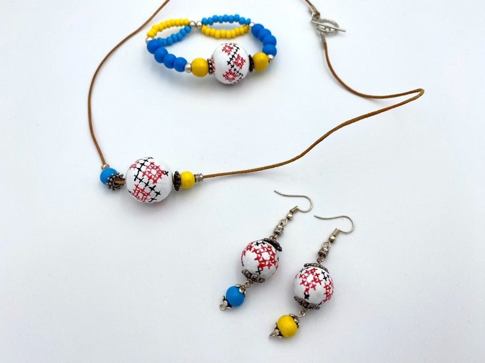 Handmade necklace from hand painted wooden beads crafted in Boho style - Ornamentico shop