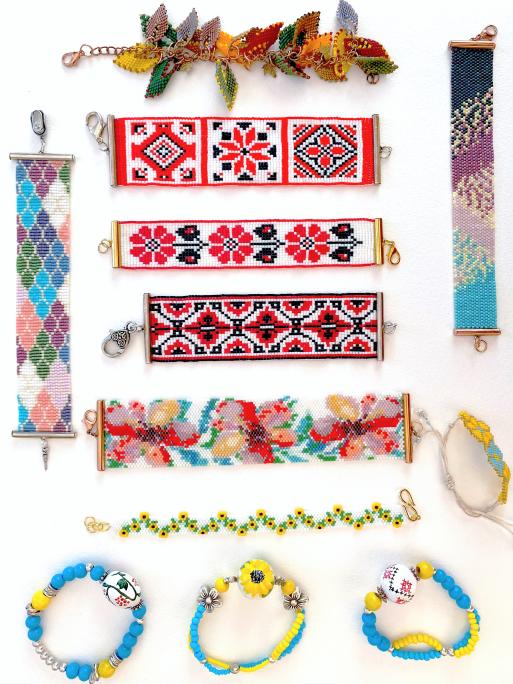 Handmade bracelets from glass or wood beads - Ornamentico shop