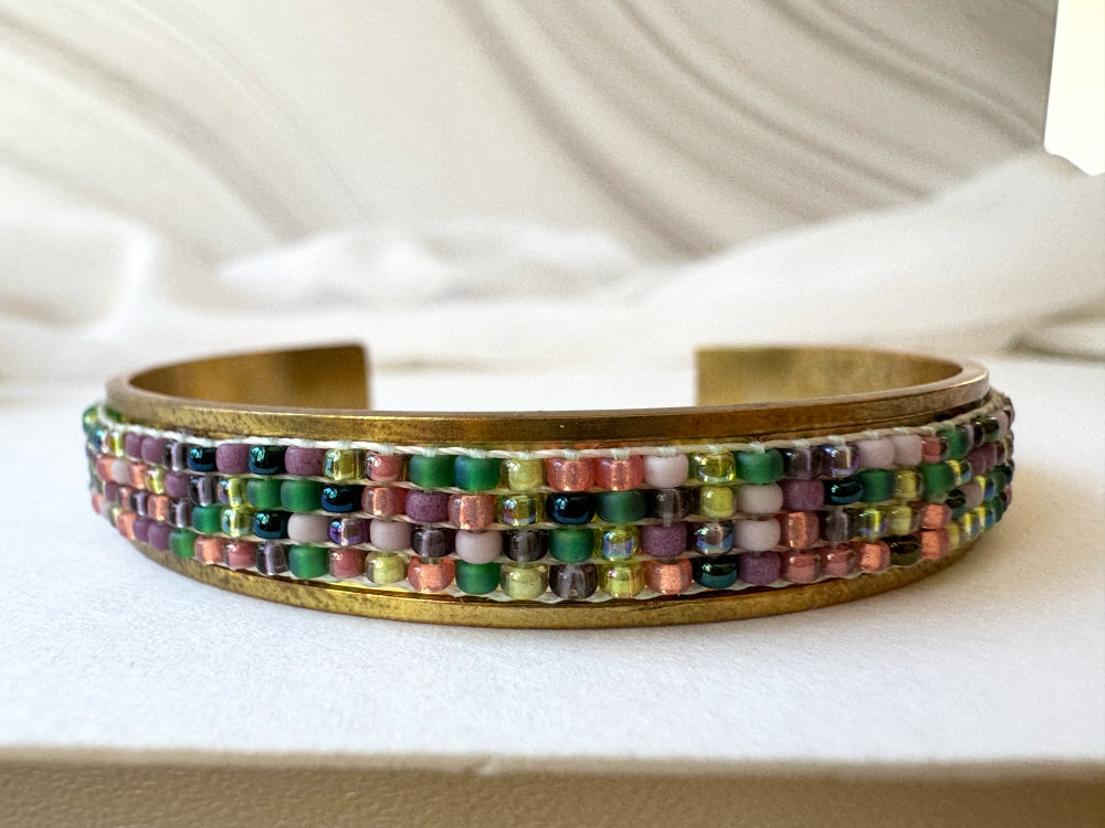 Handmade Indian Corn cuff bracelet with a loom-woven Toho bead inlay inspired by colorful Glass Gem corn on an adjustable brass base - Ornamentico shop