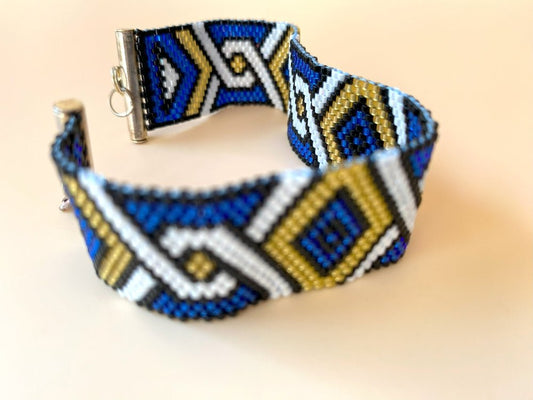 Handmade bracelet from beads Miyuki is crafted using Peyote technique in geometrical motif - Ornamentico shop