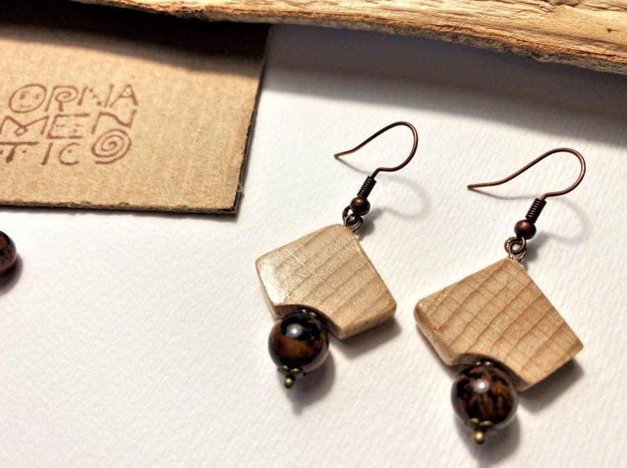 Handmade small wooden earrings with obsidian bead. Beech, obsidian bead - Ornamentico shop