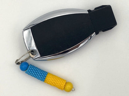 Handmade trinket for key ring made from Miyuki beads. The trinket features Ukrainian flag colors - Ornamentico shop