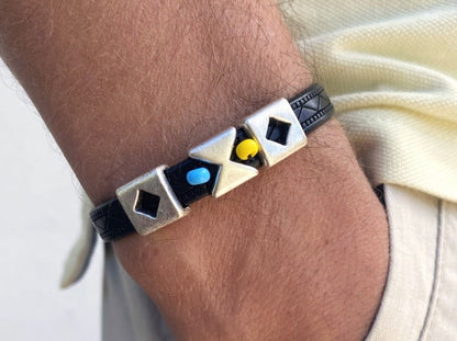 Handmade men's bracelet from leather decorated with three geometric slide beads and insert from beads - Ornamentico shop