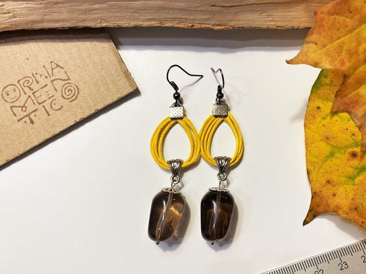 Handmade earrings with stone of smoky quartz (or rauchtopaz) on leather cord  - Ornamentico shop