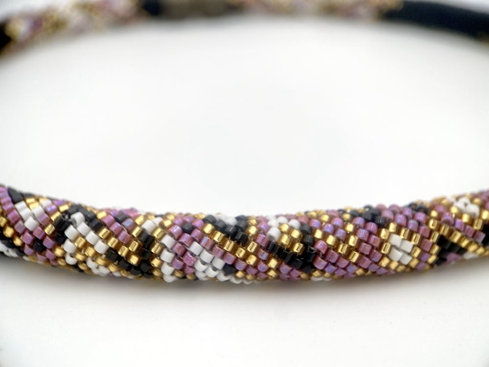 Exclusive handmade necklace Zigzag crafted in Peyote stitch style from Miyuki beads - Ornamentico shop
