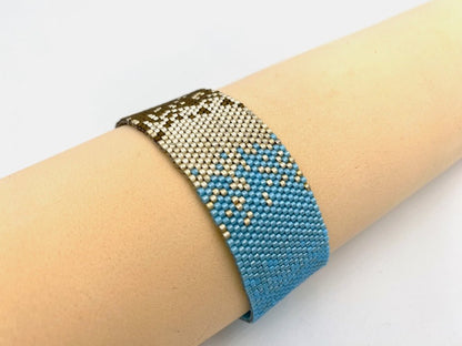 Handmade beaded bracelet from beads Miyuki crafted in Peyote technique - Ornamentico shop