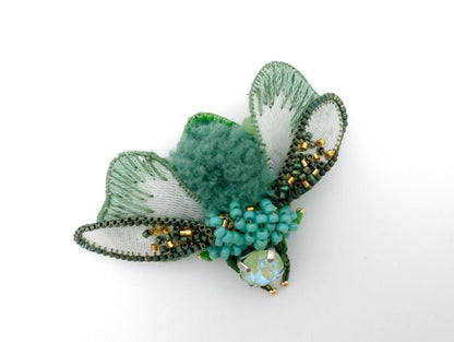 Handmade brooch made of beads, embroidery and rhinestones - Ornamentico shop