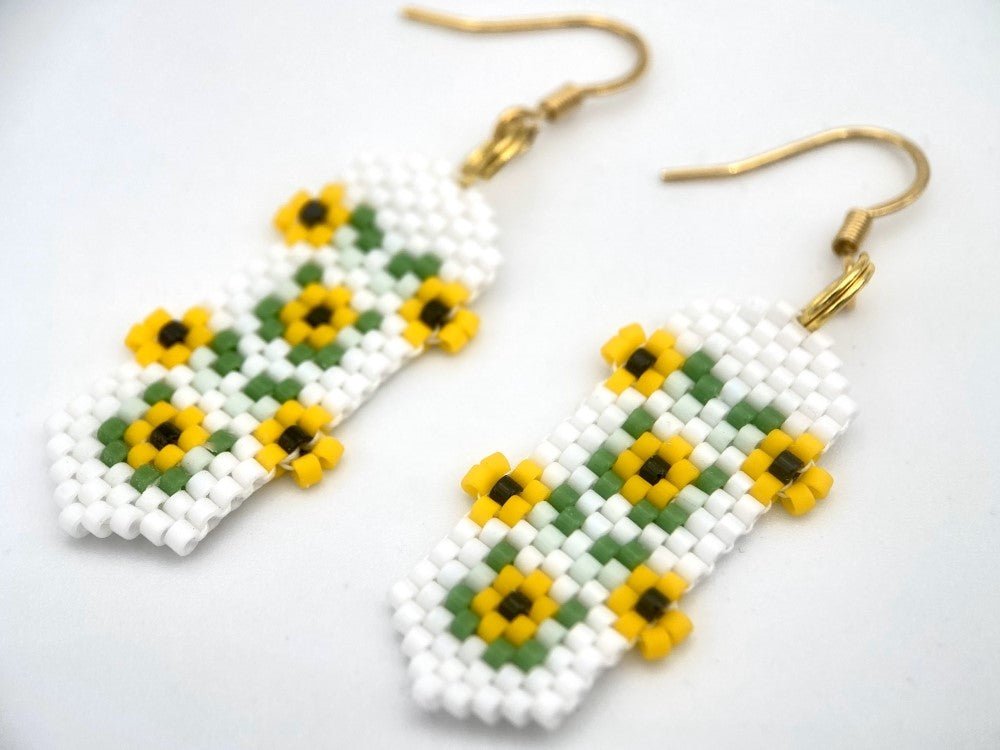 Handmade earrings from beads made in Peyote stitch from Miyuki beads - Ornamentico shop