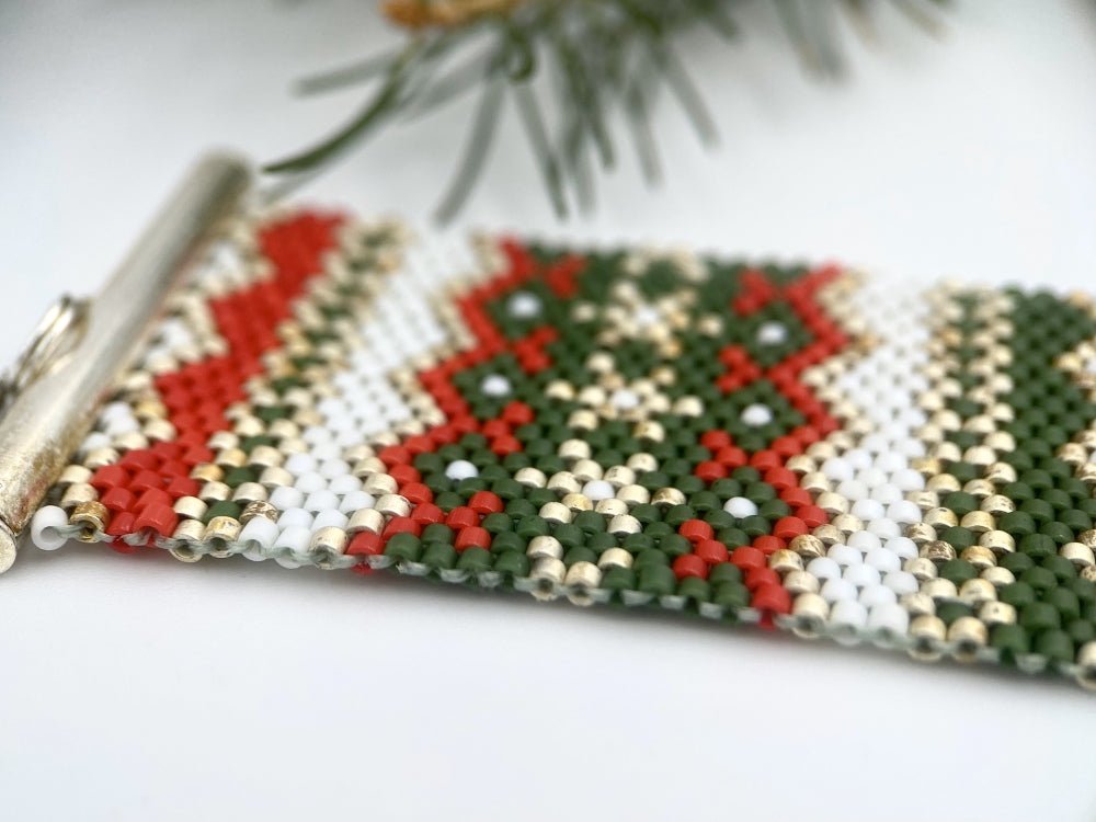Handmade bracelet beaded from Miyuki beads featuring traditional Christmas ornaments - Ornamentico shop